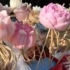 Ръчно изработена декоративна свещ "Розов божур"